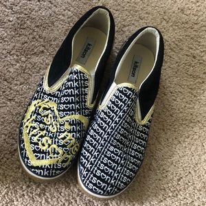 Kitson slip on sneakers black and gold sz 8